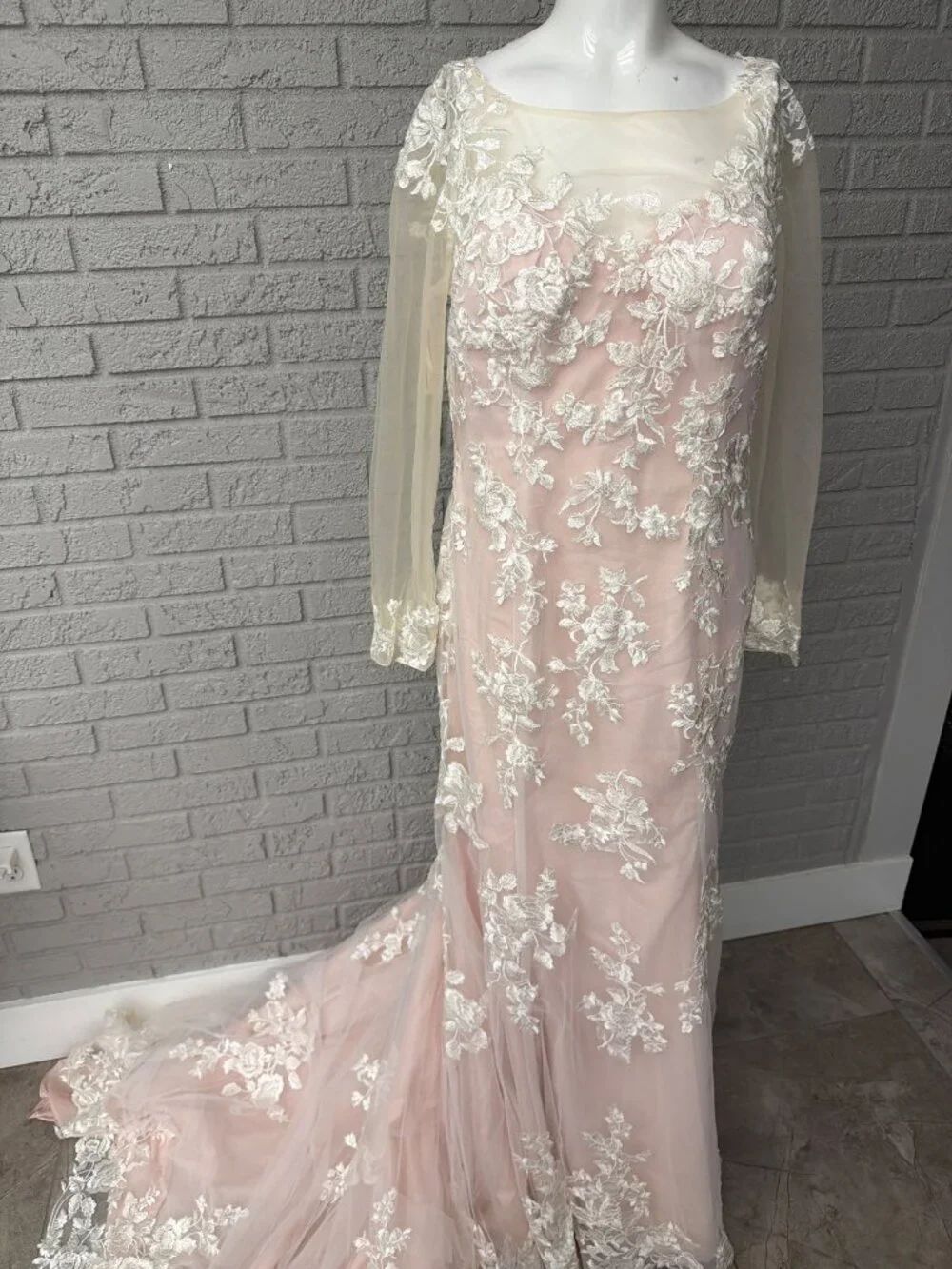 Boutique Princess Long Sleeves Floor Length Pink Wedding Dress Size 8